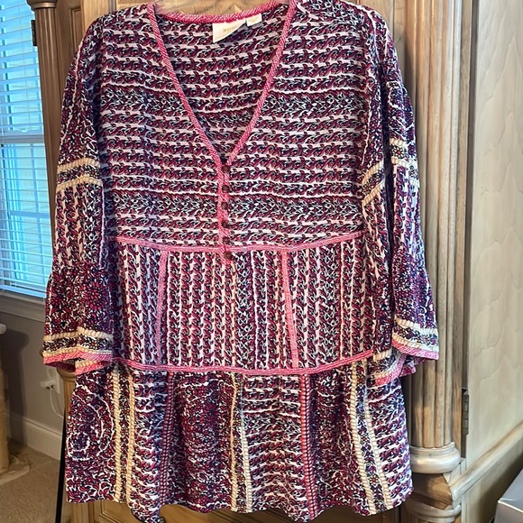 Maeve Tops - Anthropology Maeve Top - perfect for spring 🌸